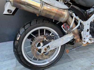 TRIUMPH TIGER 955i PROJECT BIKE 2006 HPI CLEAR