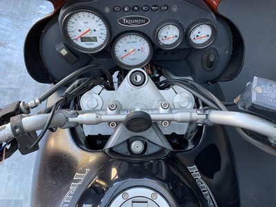 TRIUMPH TIGER 955i PROJECT BIKE 2006 HPI CLEAR