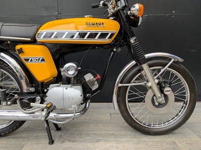 YAMAHA FS1-E DX LIGHT PROJECT MOPED