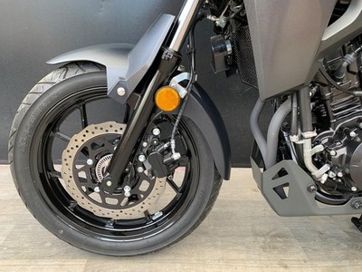 SUZUKI DL 250 V-STROM 2019 LOW MILEAGE HPI CLEAR