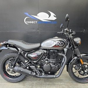 ROYAL ENFIELD HNTR 350 E5+ 2026 VERY LOW MILEAGE HPI CLEAR